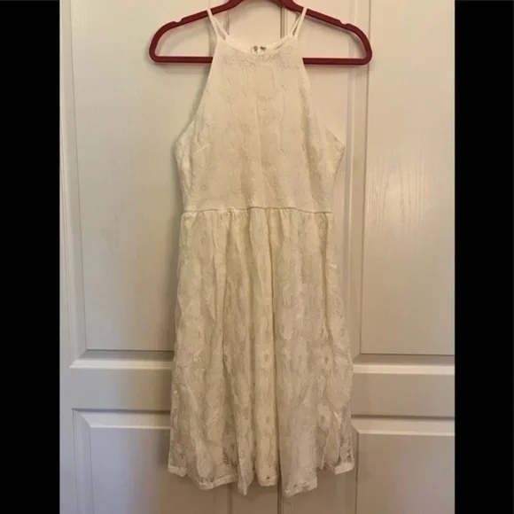 AQUA BLOOMINGDALE’S M Lace High-Neck Sleeveless Mini Dress - Picture 3 of 10